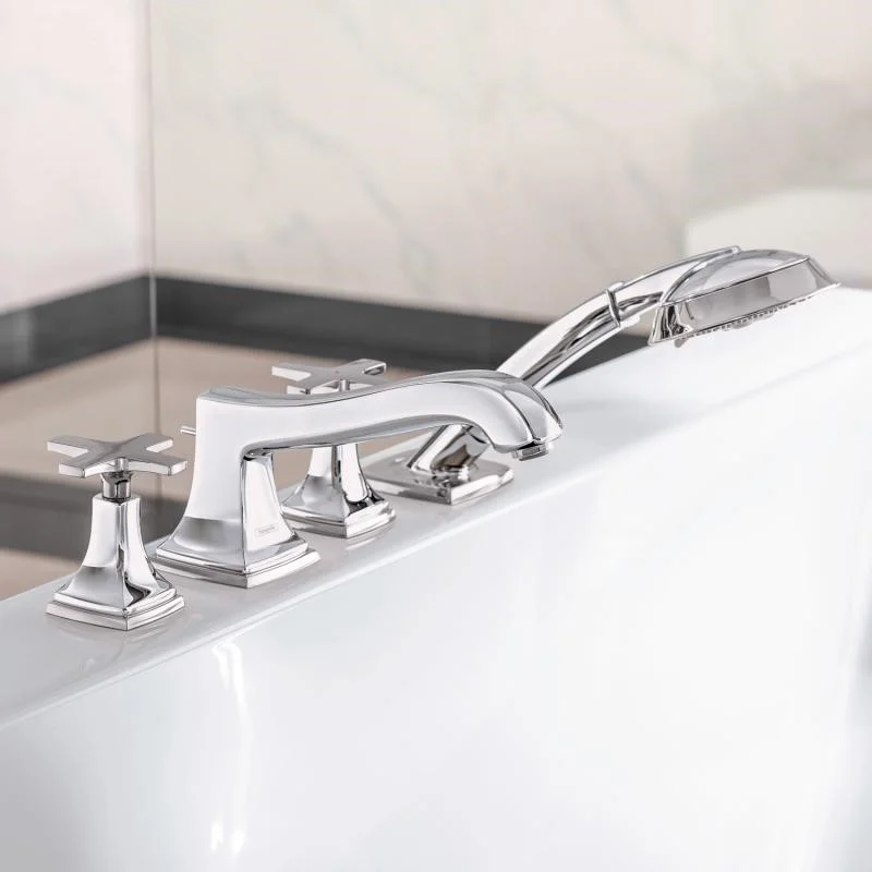 Mitigeur de baignoire 4 trous à poser sur plage HANSGROHE Metropol Classic avec poignées en croix